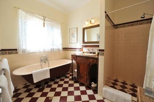 Anchorage And Self-contained Guest house