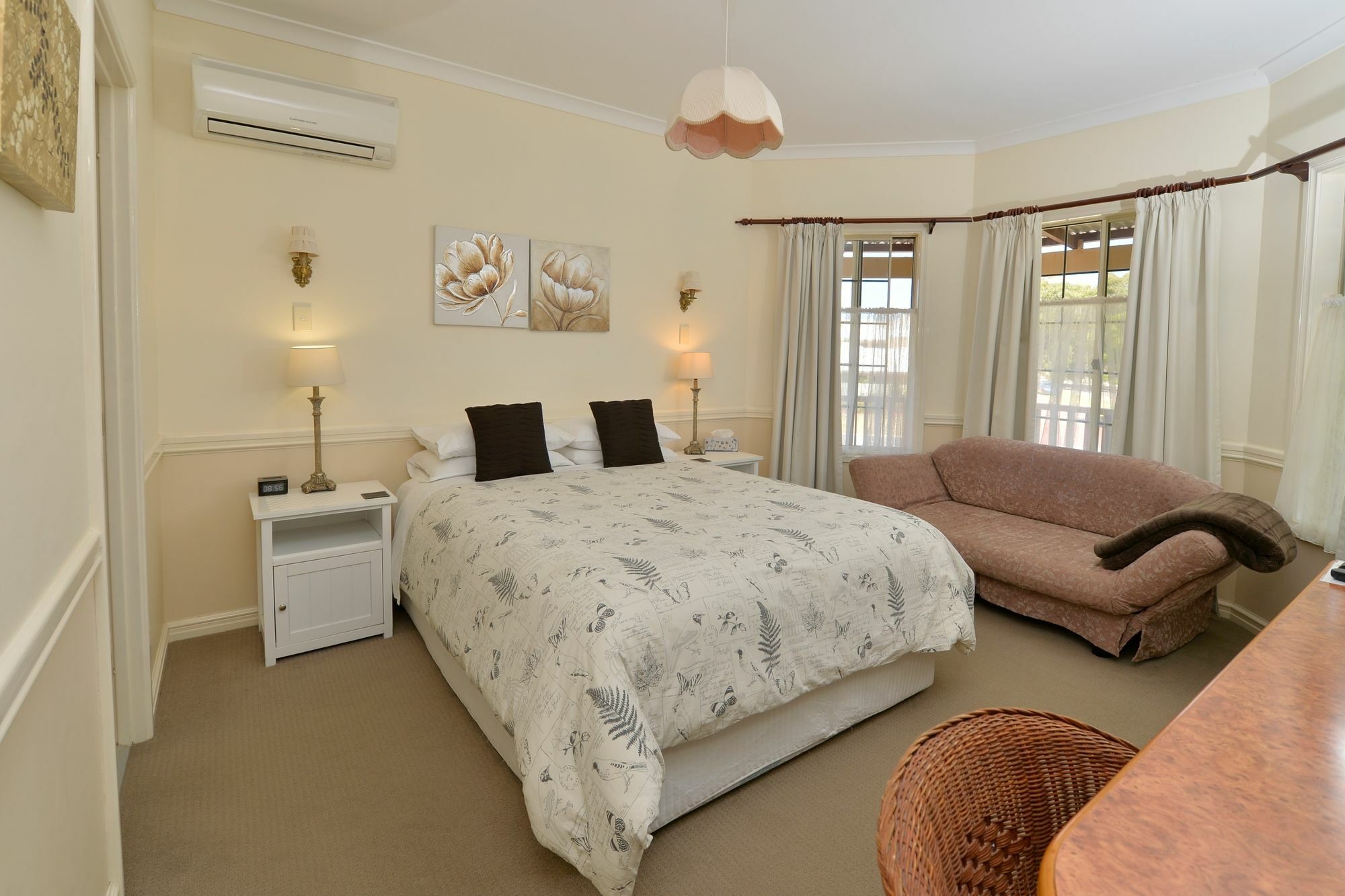 Guest house Anchorage And Self-contained 4*